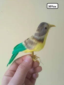 Mini søde virkelige liv fugl model skum&fjer simulering grå&gul fugl toy gave om 12cm xf0626