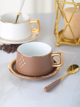 Og Europa cup-style small luxury eftermiddagste husstand keramiske opsporing guld rhinestone med underkop ske blomst kop te