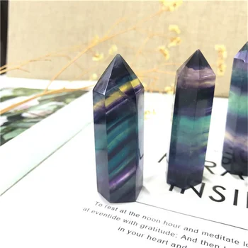 Rainbow Fluorit Wand Punkt Naturlige Sten, Mineraler, Krystaller, Perler Reiki Healing Til Boligindretning Gemstones