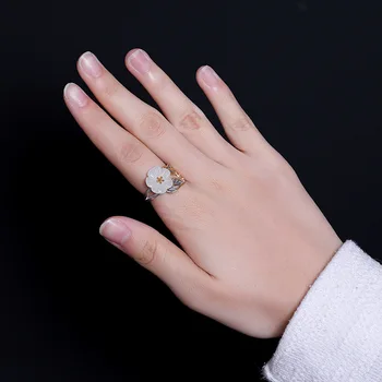 Engros 925 Sterling Sølv Forgyldt Blad Indlagt Naturlige Hetian Jade Hvid Jade Plum Blossom Ring Kvinders Retro Åben Ring
