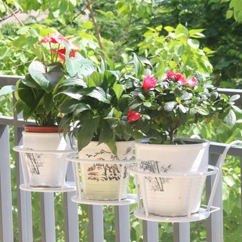 Ny Stil Balkon Blomst Rack Europæisk Stil Jern Rækværk Flower Pot Holder Kreative Hængende Vindue Grøn Beplantning Bassin Hylde